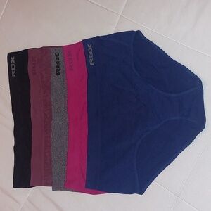 5 Pack Seamless Panties by RBX 1X NWOT